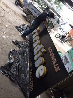 Thiết kế thi công biển quảng cáo tại Mỹ Đình 65 salon toc 7 1 rotated