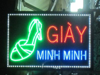 Làm bảng hiệu quảng cáo chuyên nghiệp tại Hà Nội 37 Bảng hiệu quảng cáo Dày