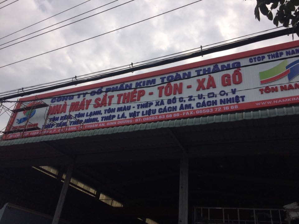 THI CÔNG BIỂN HIỆU QUẢNG CÁO Ở HÀ NỘI 3 quảng cáo ở Hà Đông, biển hiệu ở Hà Đông