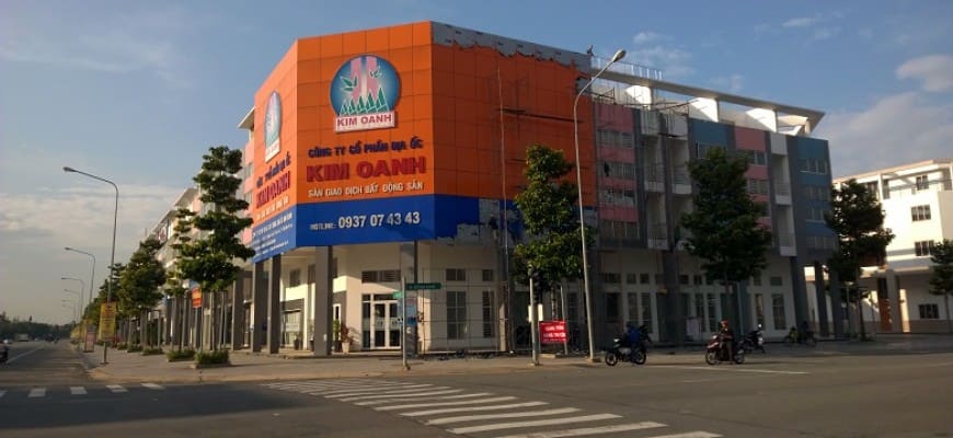 THI CÔNG BIỂN HIỆU QUẢNG CÁO Ở HÀ NỘI 8 quảng cáo Hà Đông, mặt dựng alu