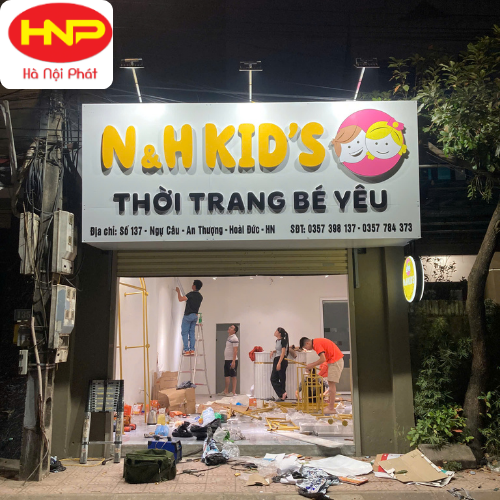 Thi Công Biển Shop Thời Trang Giá Rẻ Số 1 Hà Nội