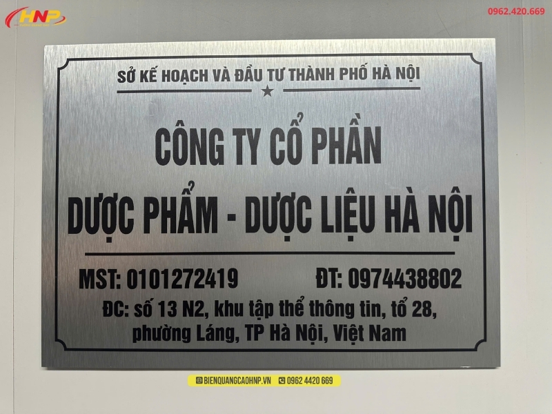 Làm Biển Tên Công Ty Bằng Alu Đẹp 12 Làm Biển Tên Công Ty Bằng Alu Đẹp