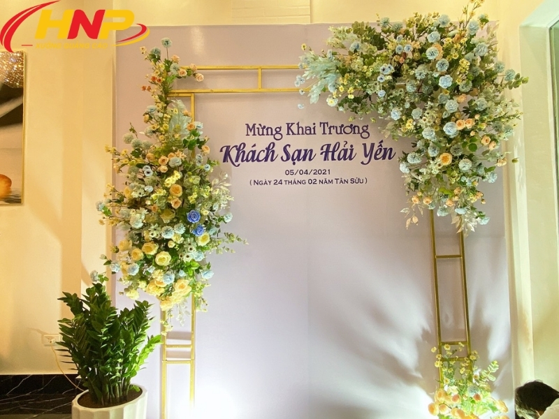 Làm Backdrop Theo Yêu Cầu: Thiết Kế Riêng, Đúng Kích Thước, Đúng Phong Cách 9 làm backdrop theo yêu cầu