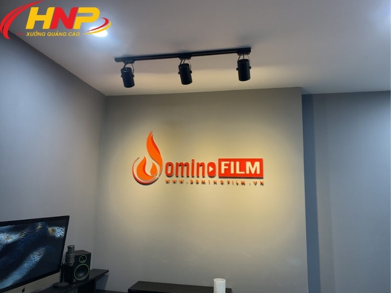 Backdrop Logo Mica Nổi Đẹp, Sắc Nét Và Tăng Nhận Diện Cho Doanh Nghiệp 11 backdrop logo mica nổi