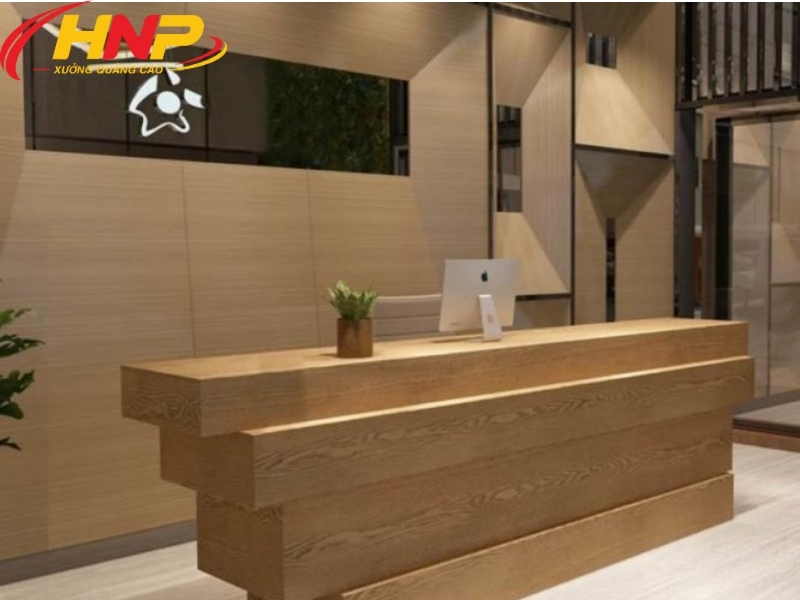 Backdrop Lễ Tân Gỗ Sang Trọng, Tạo Dấu Ấn Thương Hiệu 12 backdrop lễ tân gỗ