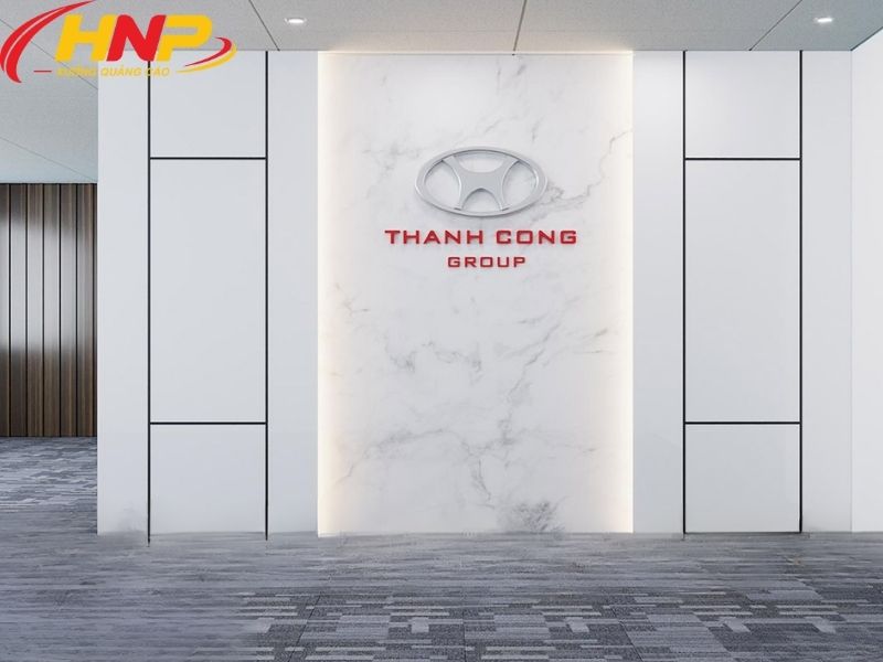 Backdrop Quầy Lễ Tân Đẹp: Thiết Kế Ấn Tượng, Tôn Vinh Bộ Mặt Văn Phòng 11 backdrop quầy lễ tân