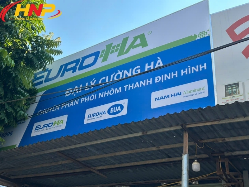  Thi Công Biển Hiệu Cửa Hàng - Biển Bạt Lót Tôn